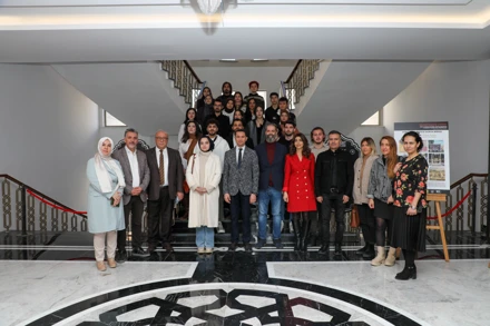 "Geleneği Geleceğe Aktarmak" temalı sergi açıldı